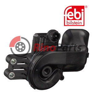 1667 748 Horn